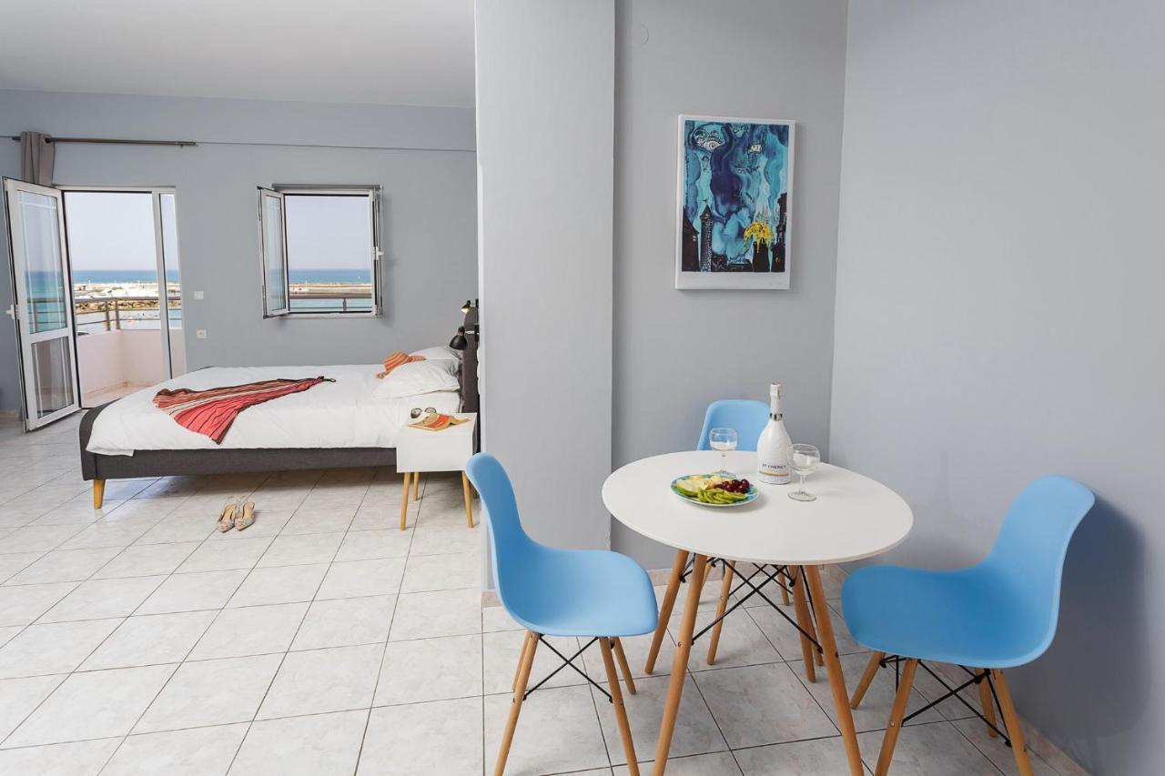 Sole Mare Seaside Apartments Гувес Екстериор снимка