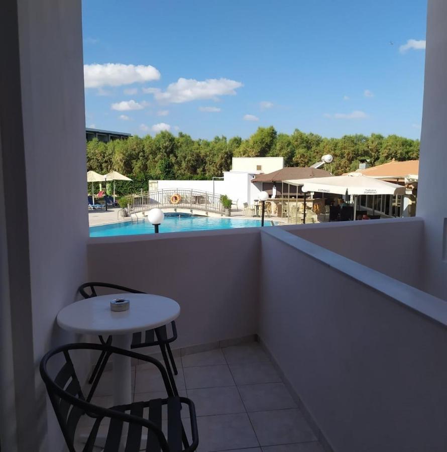 Sole Mare Seaside Apartments Гувес Екстериор снимка