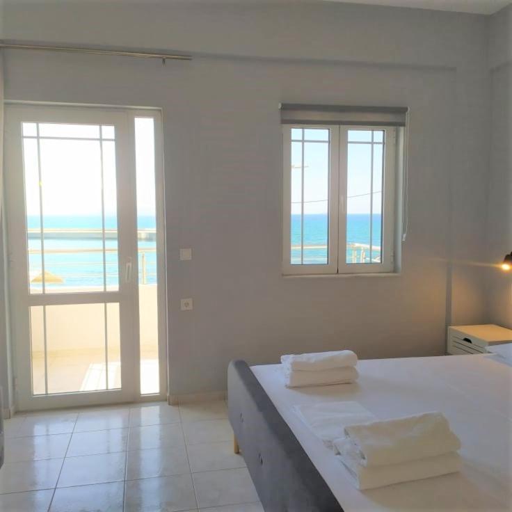 Sole Mare Seaside Apartments Гувес Екстериор снимка