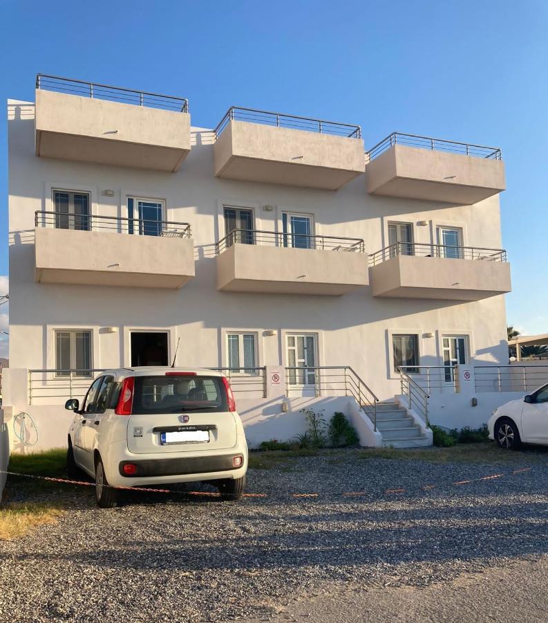 Sole Mare Seaside Apartments Гувес Екстериор снимка